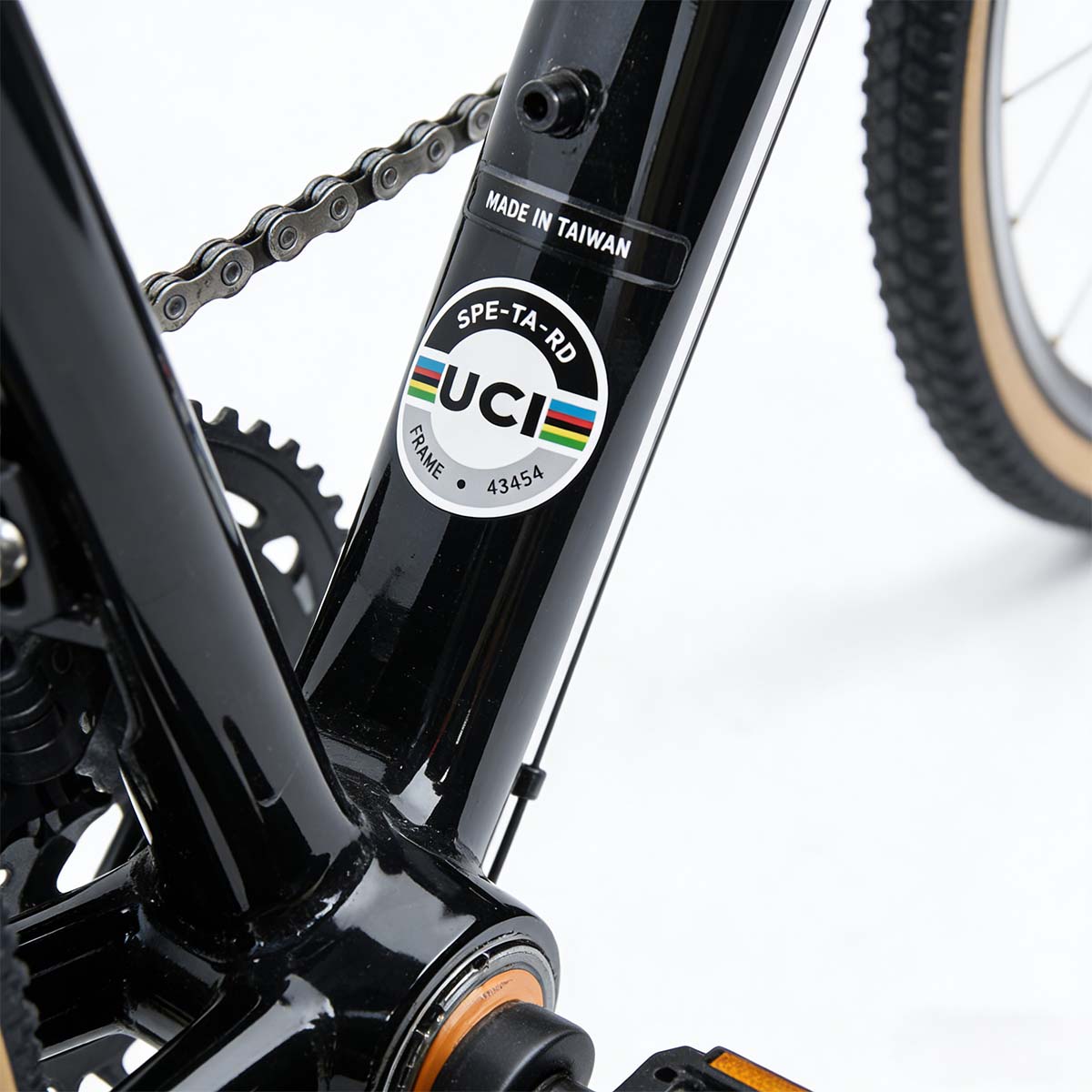 UCI Fietsframe Stickers Duurza - Aero Cycling Helmet recensie en prijs